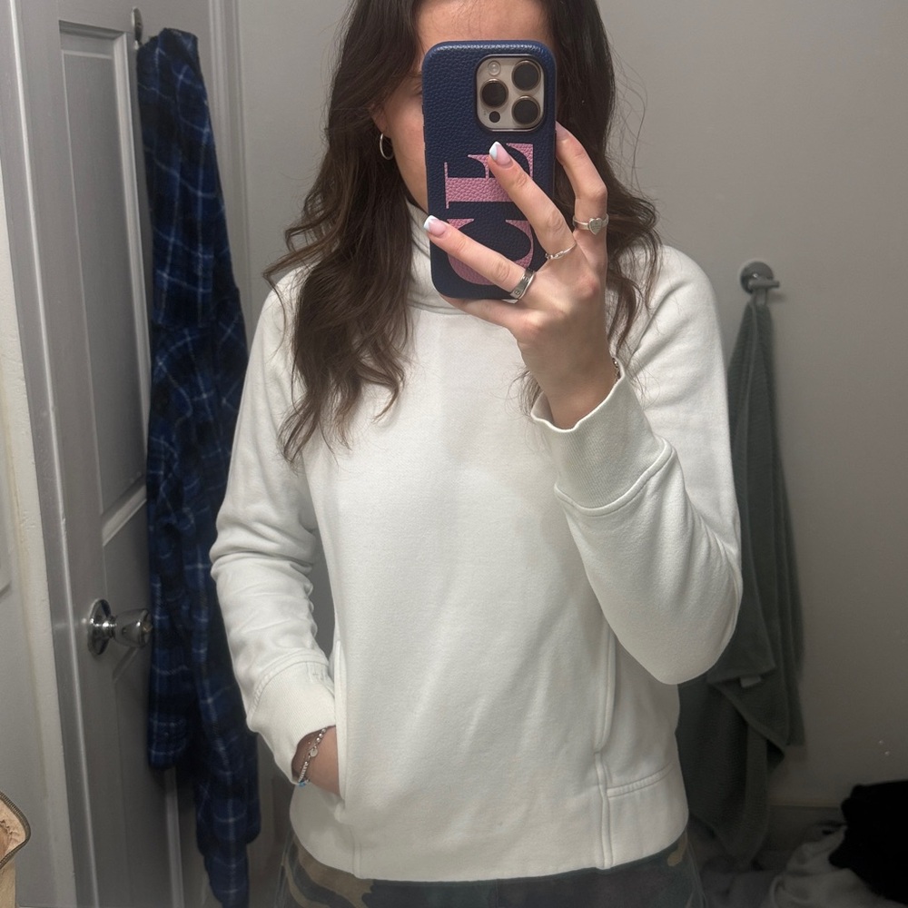 lululemon athletica Women's Cream Hoodie Sweater - Picture 7 of 7
